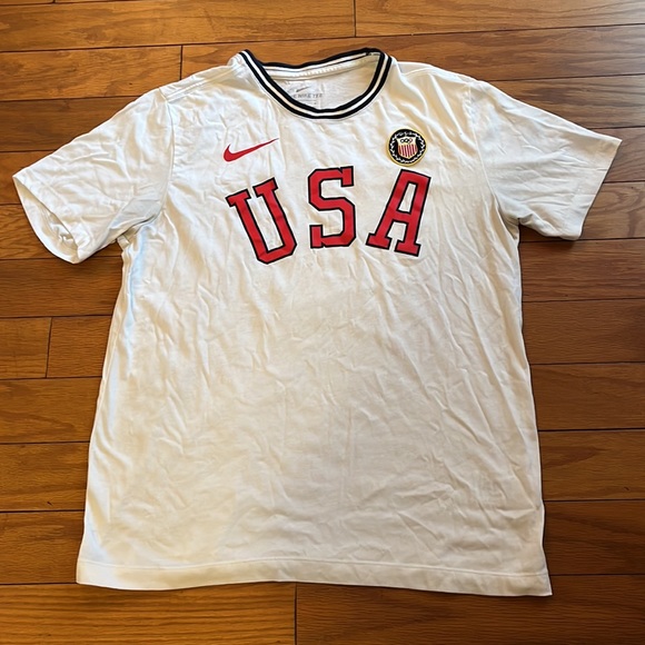 Nike Top Womens Medium White Red Tee USA Patriotic Short Sleeves - Picture 2 of 6
